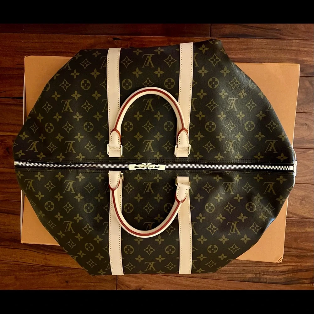 NWT!! Brand New!!! NEVER USED keepall 55 - Picture 2 of 10